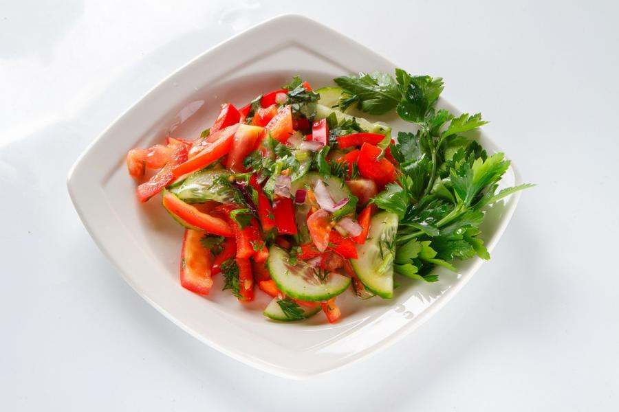 Чобан-салат со сметаной